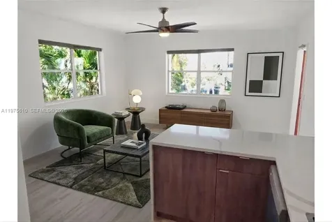 1000 7th Street Miami Beach FL 33139