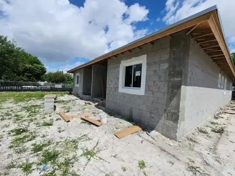 15730 NW 38th Place Miami Gardens FL 33054