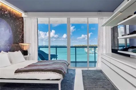 10 Venetian Way Miami Beach FL 33139