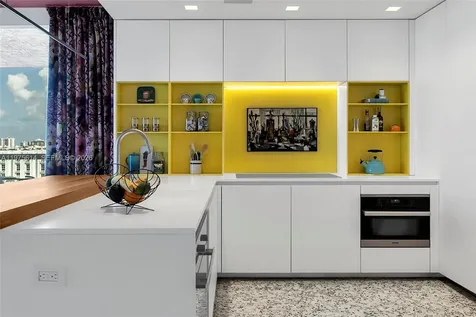 10 Venetian Way Miami Beach FL 33139