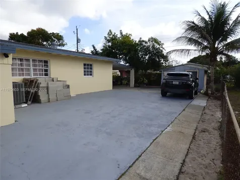 18813 NW 32nd Avenue Miami Gardens FL 33056