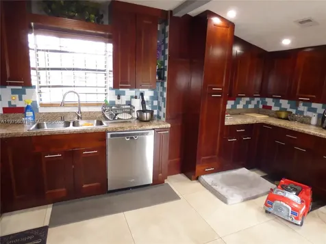 18813 NW 32nd Avenue Miami Gardens FL 33056