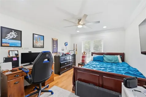 10003 NW 53rd Court Coral Springs FL 33076