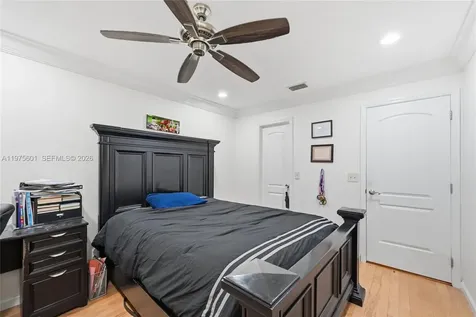 10003 NW 53rd Court Coral Springs FL 33076