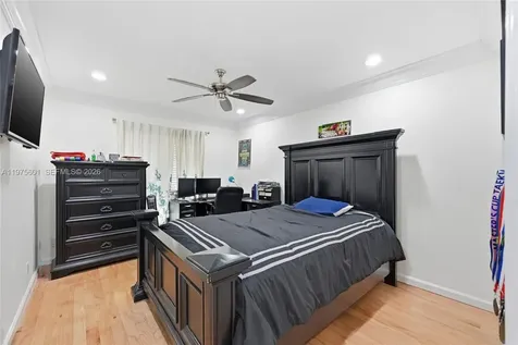 10003 NW 53rd Court Coral Springs FL 33076