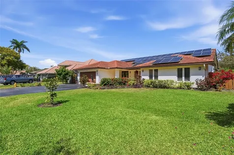 10003 NW 53rd Court Coral Springs FL 33076