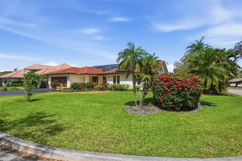 10003 NW 53rd Court Coral Springs FL 33076