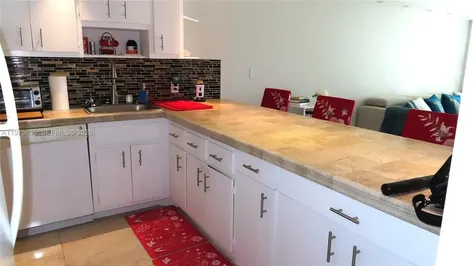 5701 Collins Avenue Miami Beach FL 33140