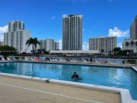 400 Leslie Drive Hallandale Beach FL 33009