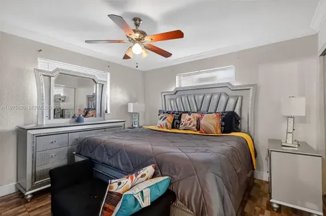 834 NW 115th Street Miami FL 33168