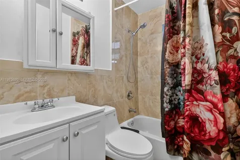 834 NW 115th Street Miami FL 33168