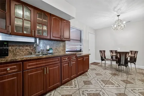 834 NW 115th Street Miami FL 33168