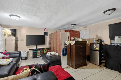 834 NW 115th Street Miami FL 33168