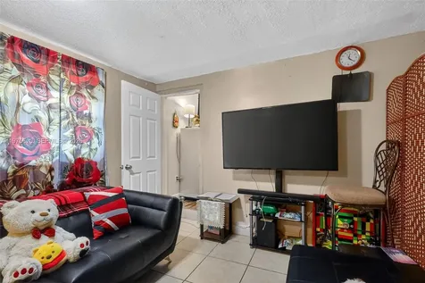 834 NW 115th Street Miami FL 33168