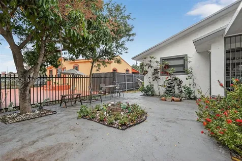 834 NW 115th Street Miami FL 33168