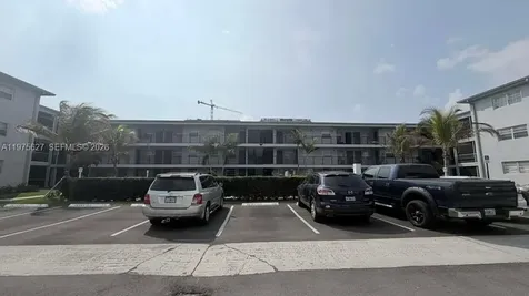 1100 NE 1st Court Hallandale Beach FL 33009