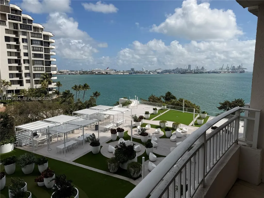 770 Claughton Island Drive Miami FL 33131