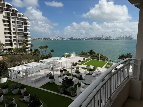 770 Claughton Island Drive Miami FL 33131