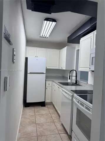 1740 NW North River Drive Miami FL 33125