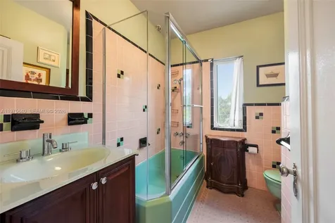 1645 S Bayshore Drive Coconut Grove FL 33133