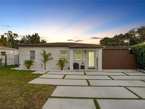 920 NE 159th Street North Miami Beach FL 33162