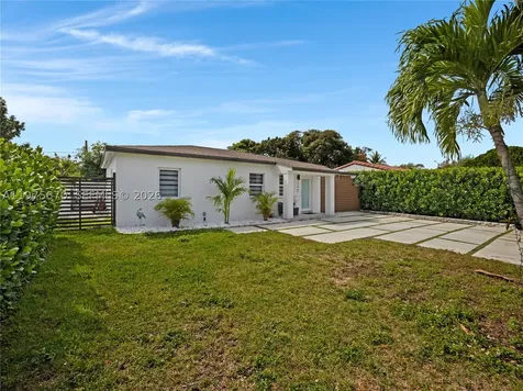 920 NE 159th Street North Miami Beach FL 33162