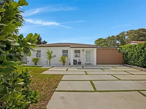920 NE 159th Street North Miami Beach FL 33162