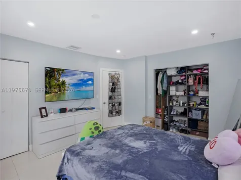 920 NE 159th Street North Miami Beach FL 33162