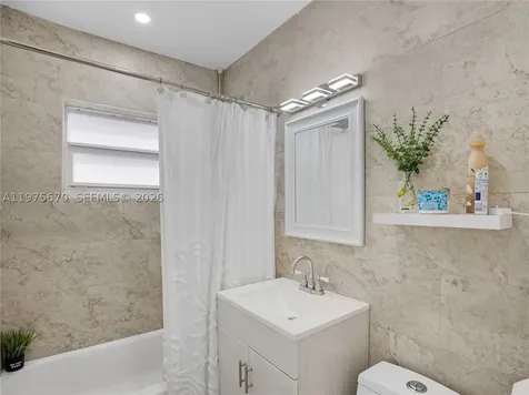 920 NE 159th Street North Miami Beach FL 33162