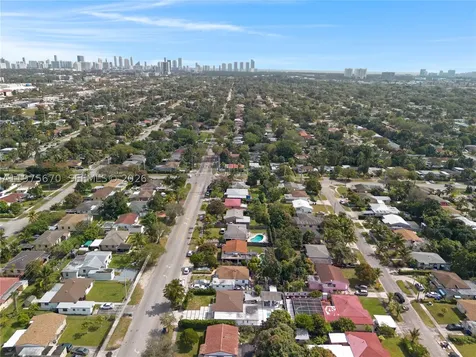 920 NE 159th Street North Miami Beach FL 33162