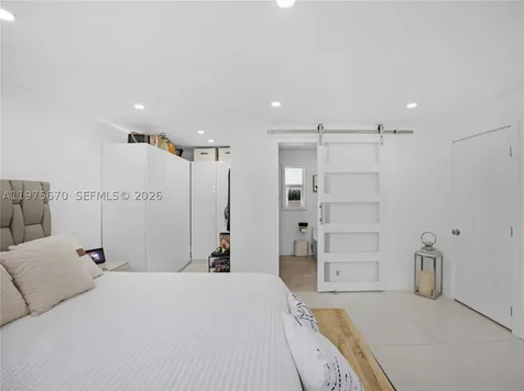 920 NE 159th Street North Miami Beach FL 33162