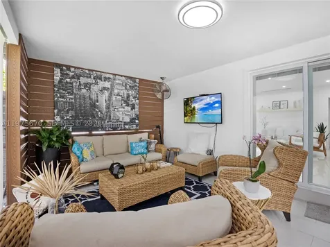 920 NE 159th Street North Miami Beach FL 33162