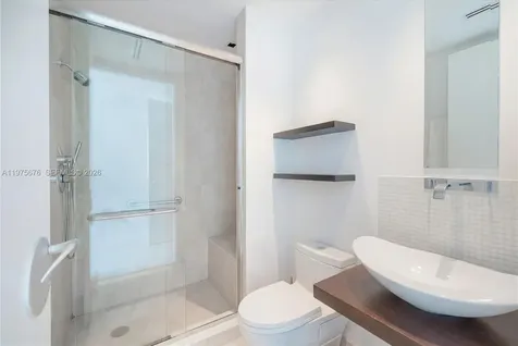 100 S Pointe Drive Miami Beach FL 33139