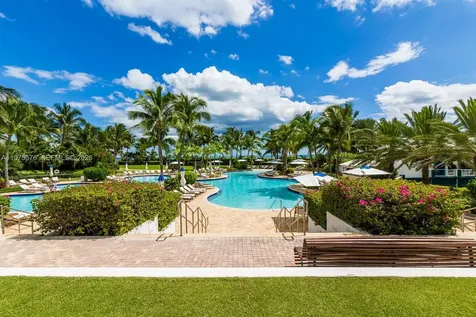 100 S Pointe Drive Miami Beach FL 33139