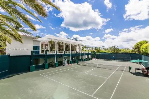 100 S Pointe Drive Miami Beach FL 33139
