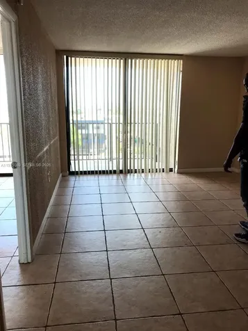16751 NE 9th Avenue North Miami Beach FL 33162