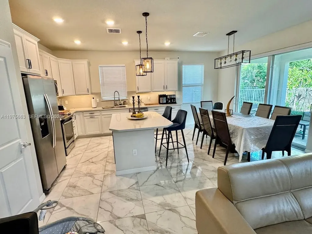 4334 Ficus Street Hollywood FL 33021