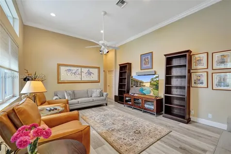 2458 Greenbrier Court Weston FL 33327