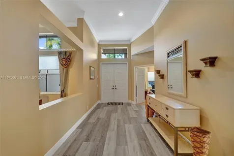 2458 Greenbrier Court Weston FL 33327