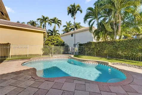 2458 Greenbrier Court Weston FL 33327