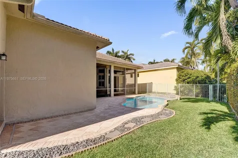 2458 Greenbrier Court Weston FL 33327