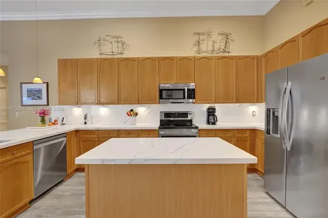 2458 Greenbrier Court Weston FL 33327
