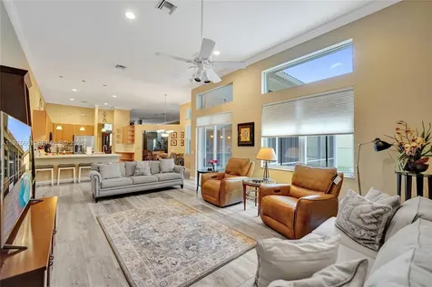 2458 Greenbrier Court Weston FL 33327