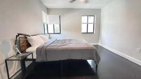 320 SW 29th Road Miami FL 33129
