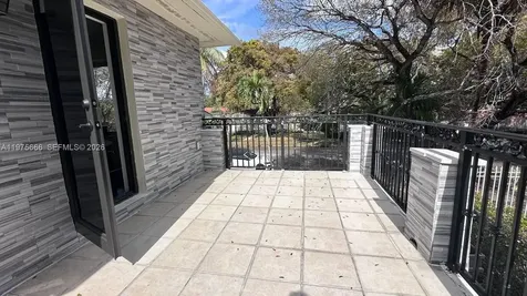 320 SW 29th Road Miami FL 33129