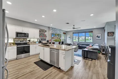 18231 SW 27th Street Miramar FL 33029