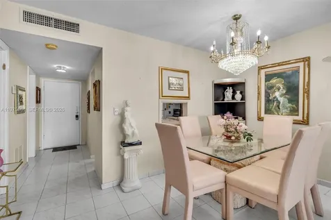 1530 NE 191st Street Miami FL 33179