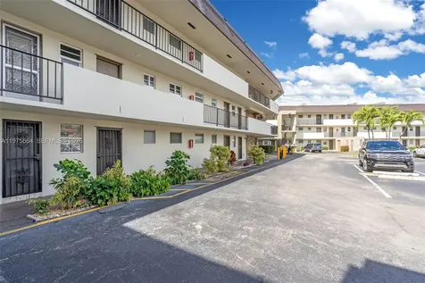 1530 NE 191st Street Miami FL 33179