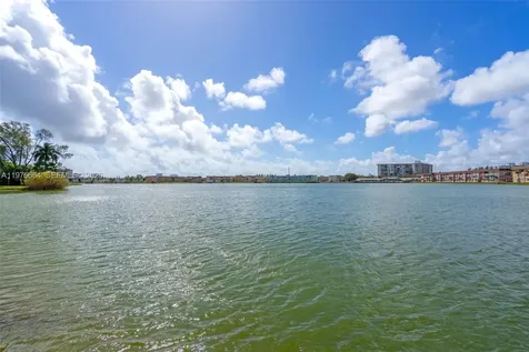 1530 NE 191st Street Miami FL 33179