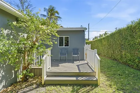 2190 SW 20th Street Miami FL 33145